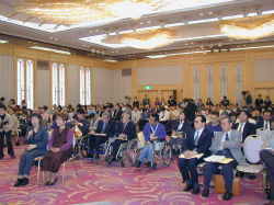 �ʐ^�E���̗l�q